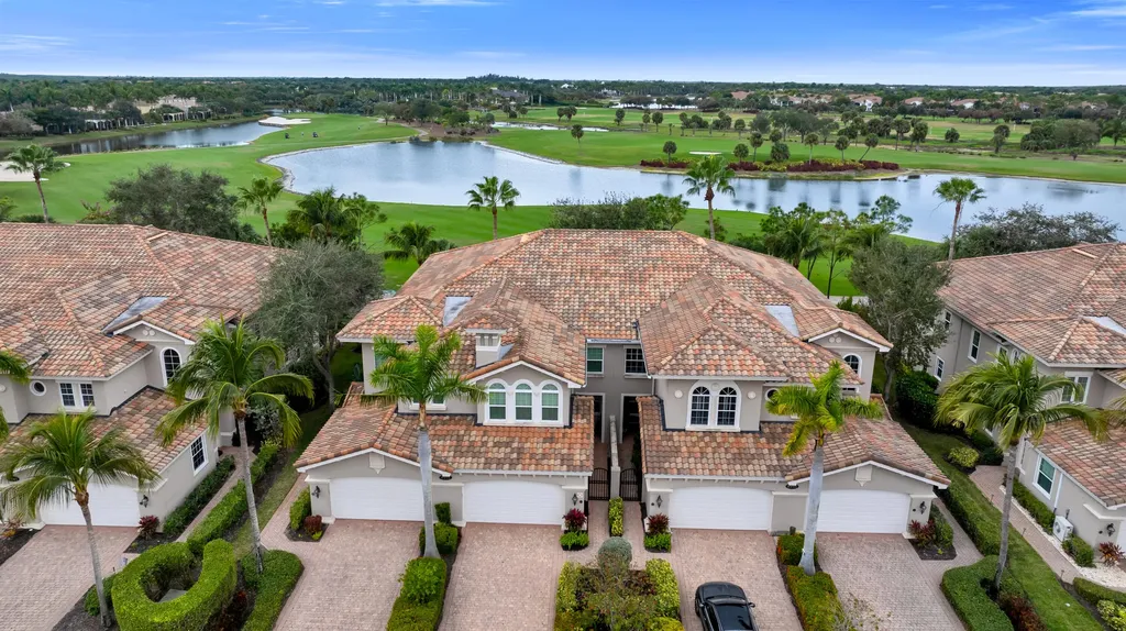 8951 Cherry Oaks Trail Naples FL 34114