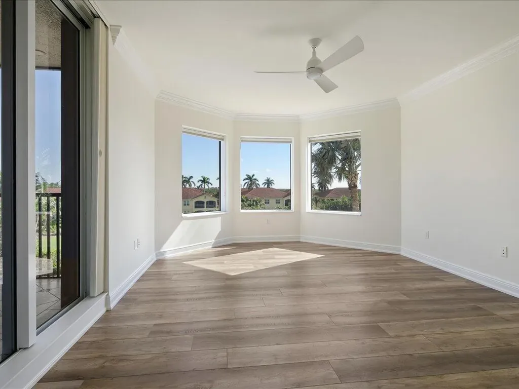 1060 Borghese Naples FL 34114