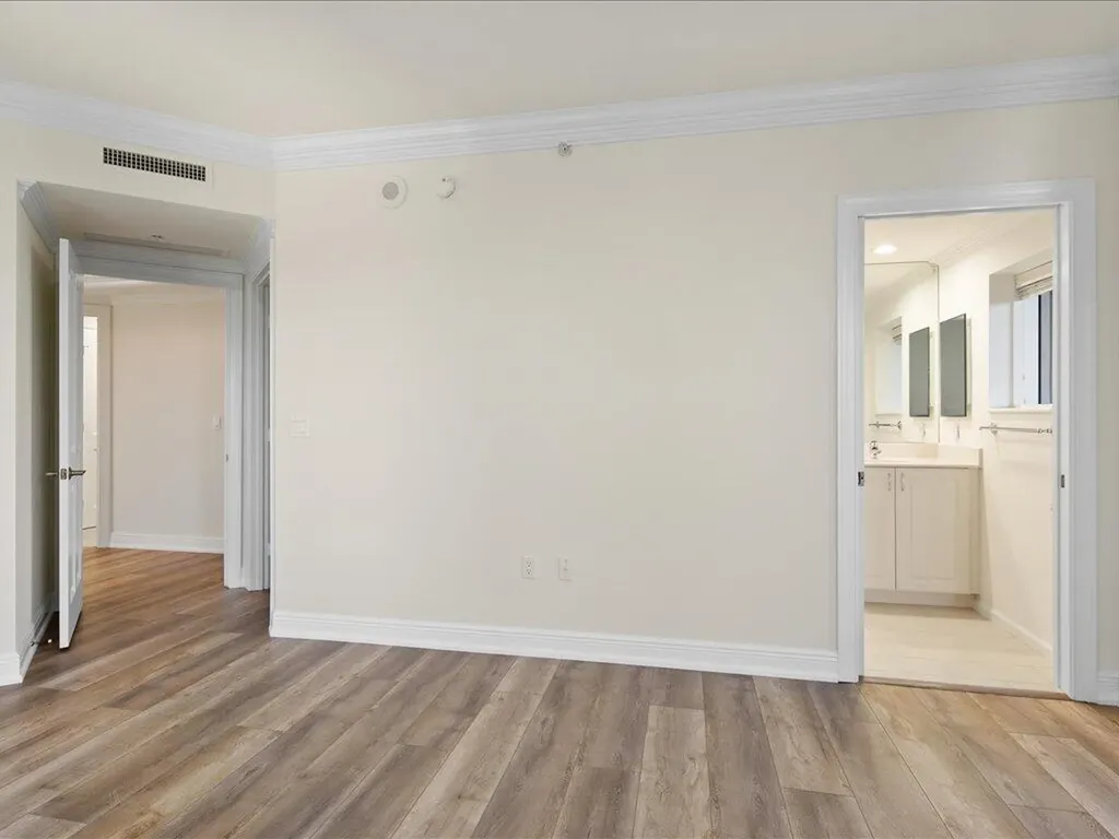 1060 Borghese Naples FL 34114