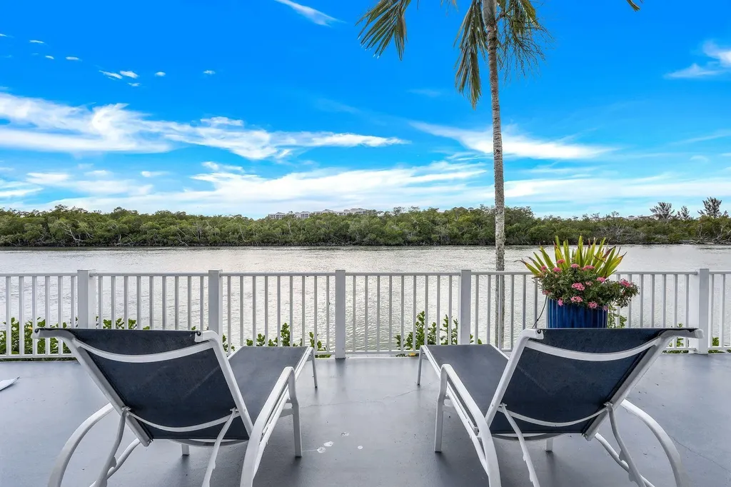 1170 Edington Marco Island FL 34145