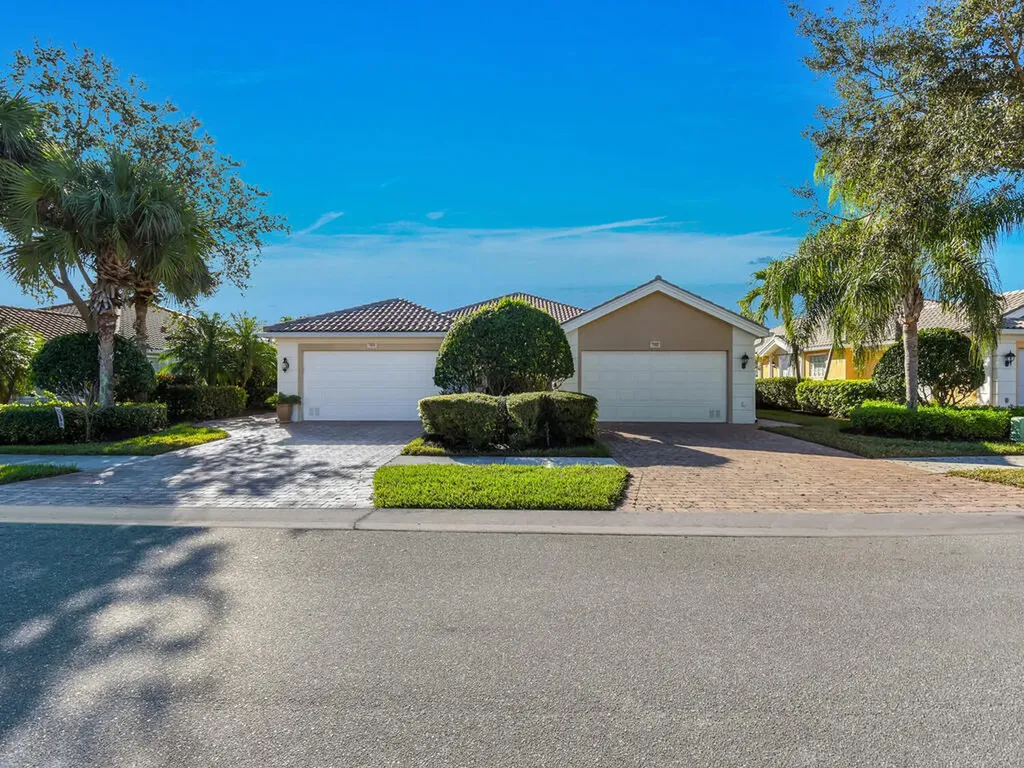 7892 Umberto Court Naples FL 34114
