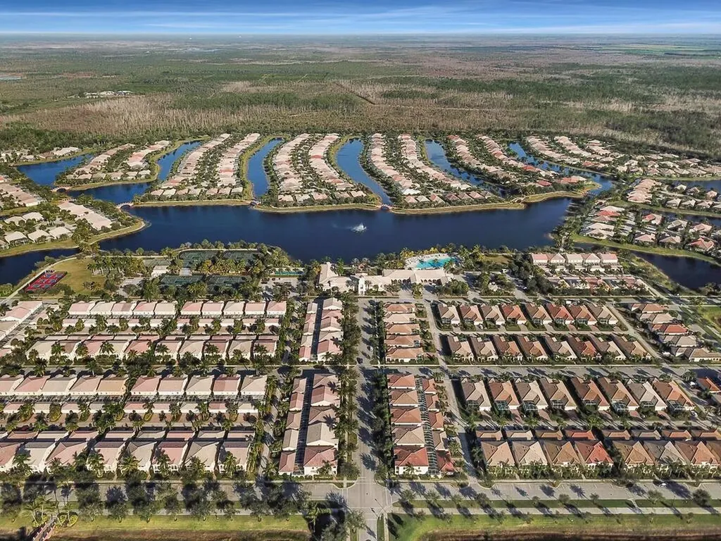 7892 Umberto Court Naples FL 34114