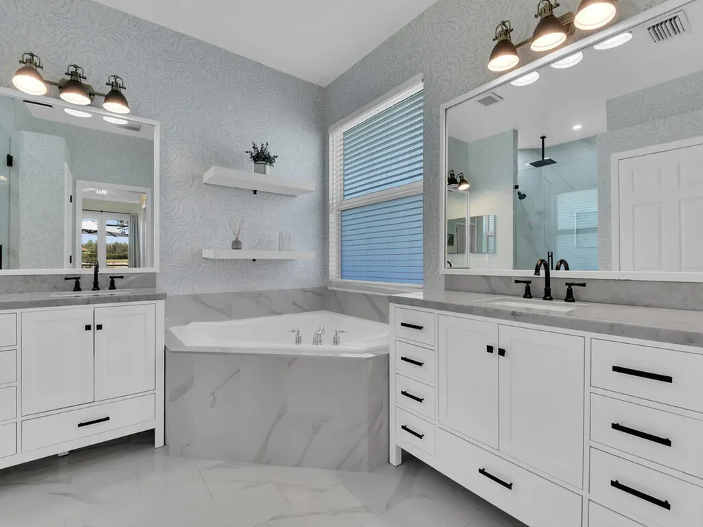 7851 Founders Circle Naples FL 34104