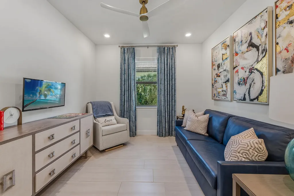 2756 Amaranda Court Naples FL 34114