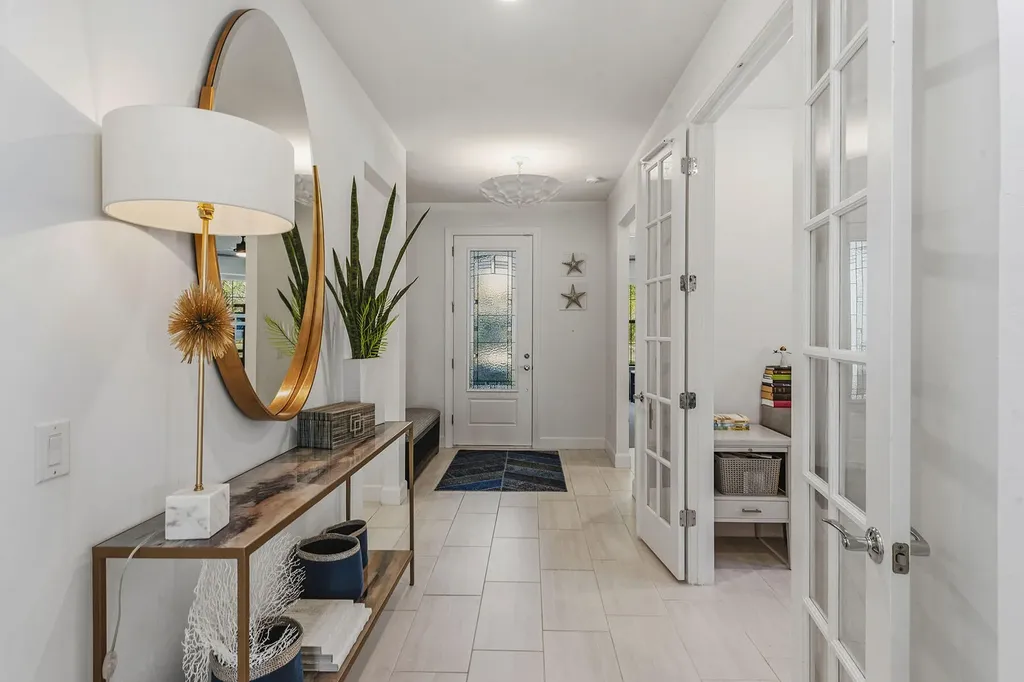 2756 Amaranda Court Naples FL 34114