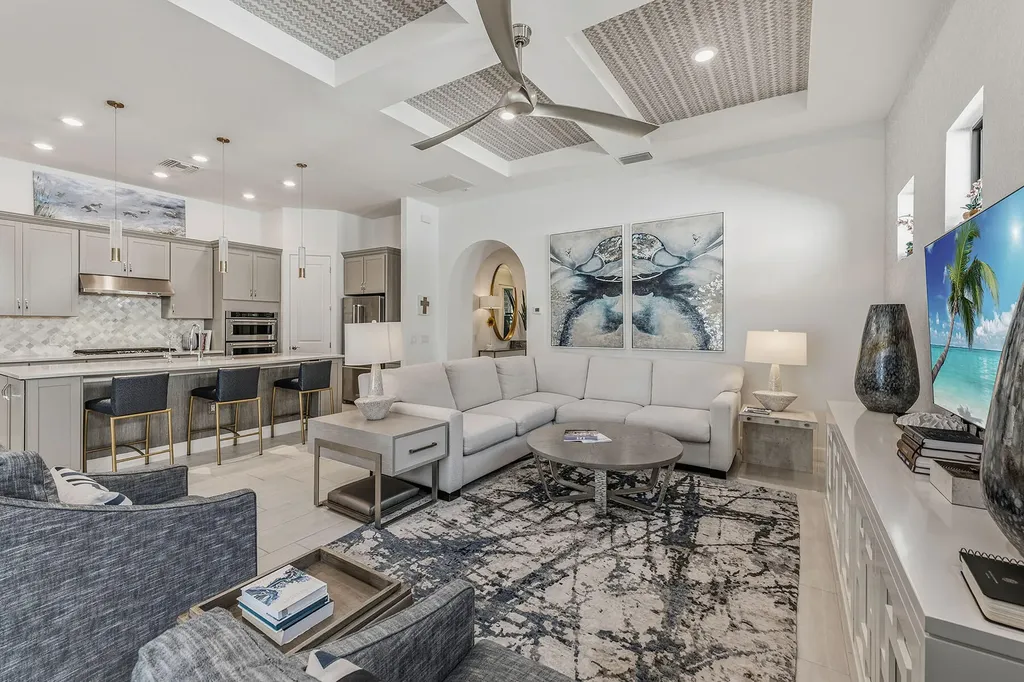 2756 Amaranda Court Naples FL 34114