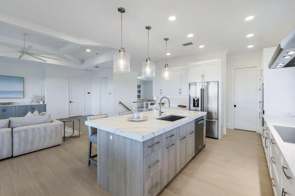 700 Waterside Drive Marco Island FL 34145