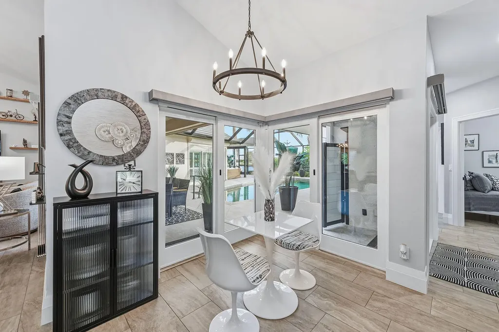 123 Newport Drive Naples FL 34114