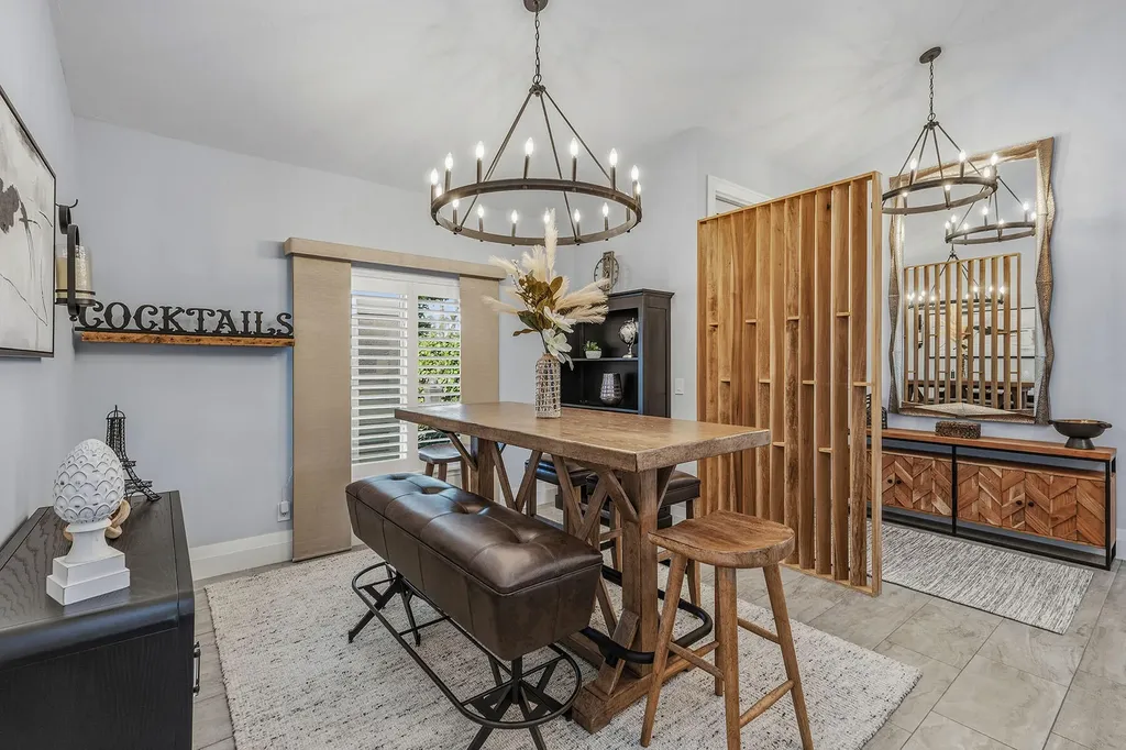 123 Newport Drive Naples FL 34114