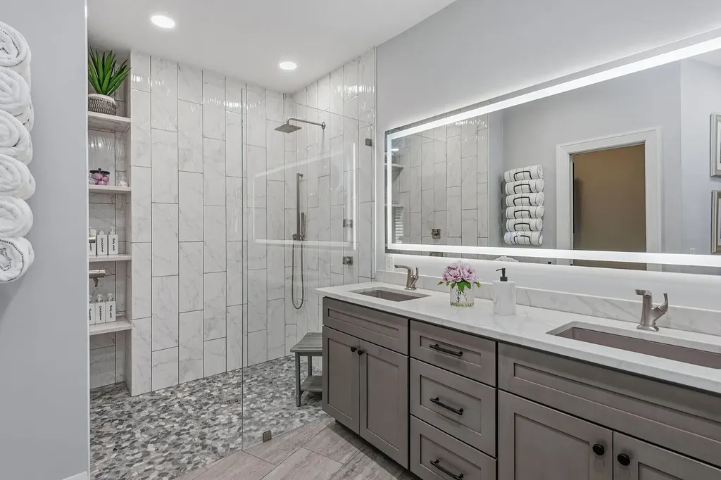 123 Newport Drive Naples FL 34114