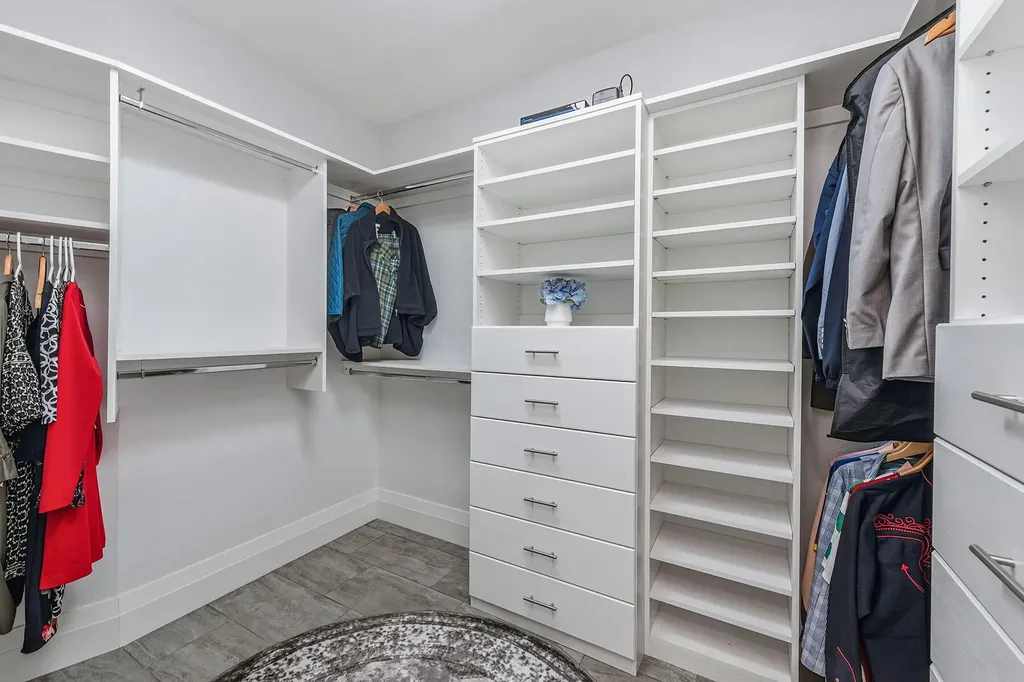 123 Newport Drive Naples FL 34114