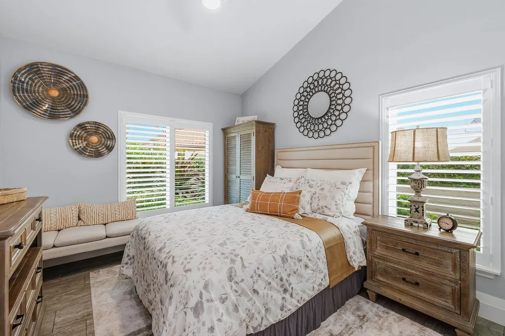 123 Newport Drive Naples FL 34114