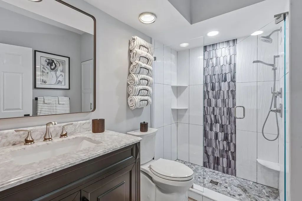 123 Newport Drive Naples FL 34114