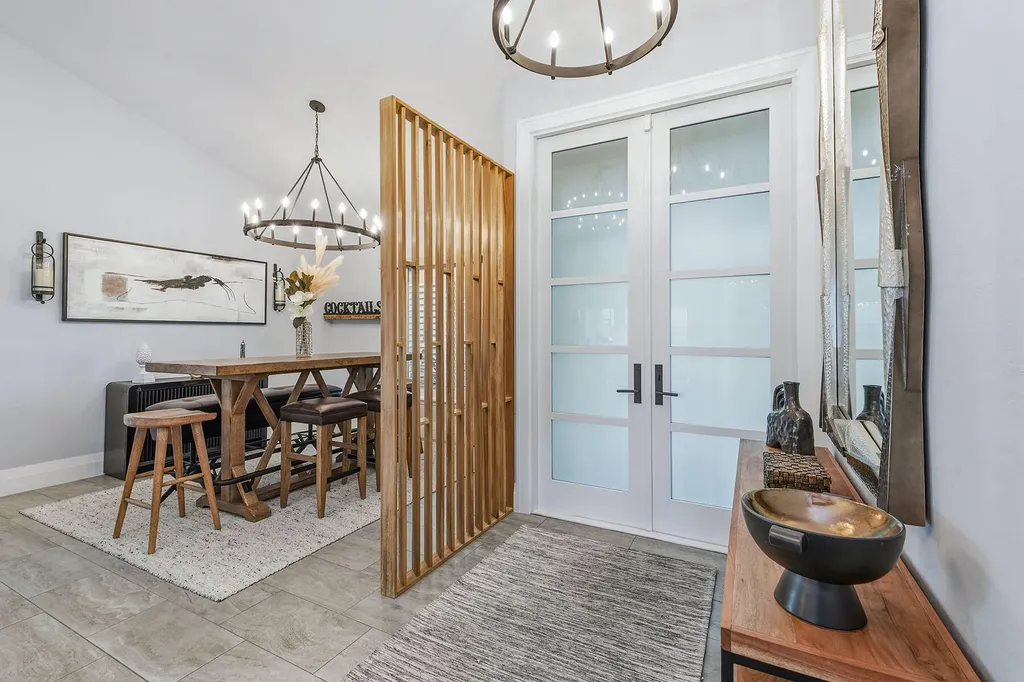 123 Newport Drive Naples FL 34114