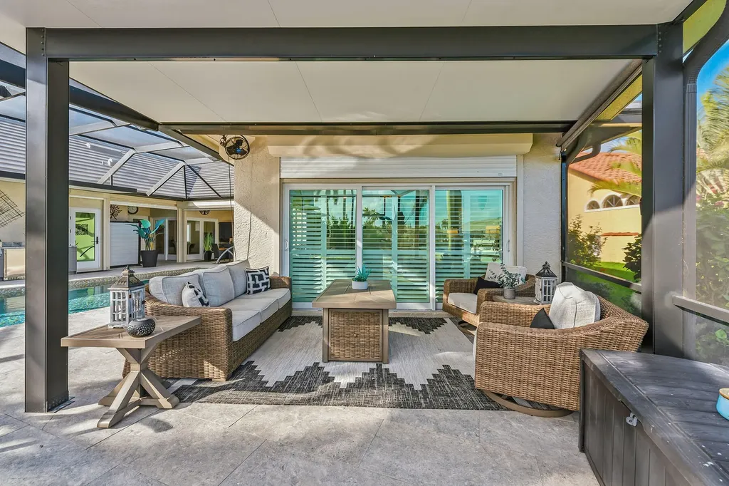 123 Newport Drive Naples FL 34114