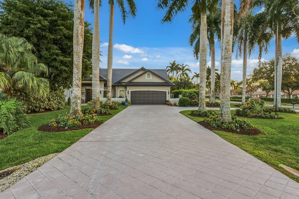 123 Newport Drive Naples FL 34114