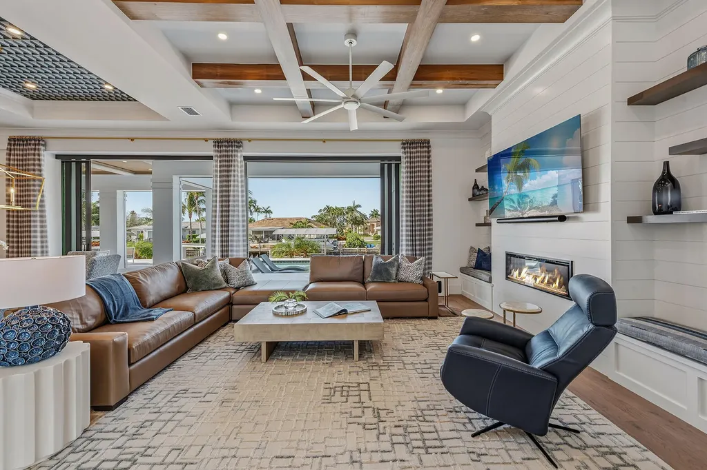 920 Iris Court Marco Island FL 34145