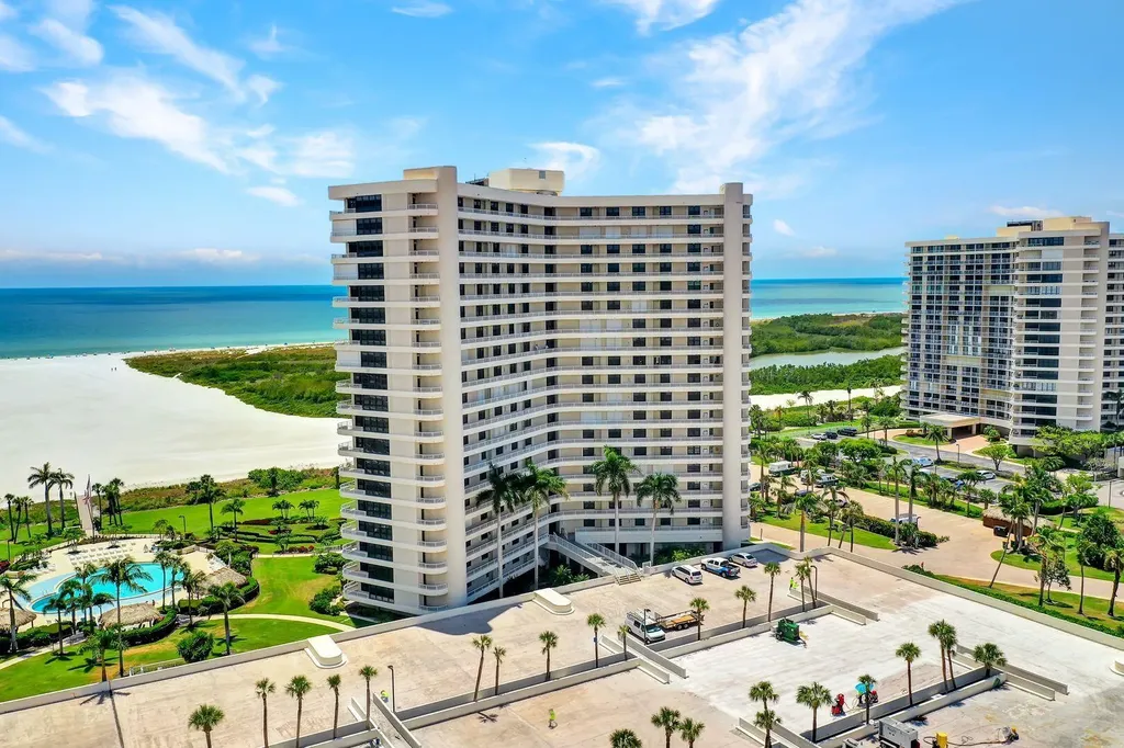 320 Seaview Marco Island FL 34145