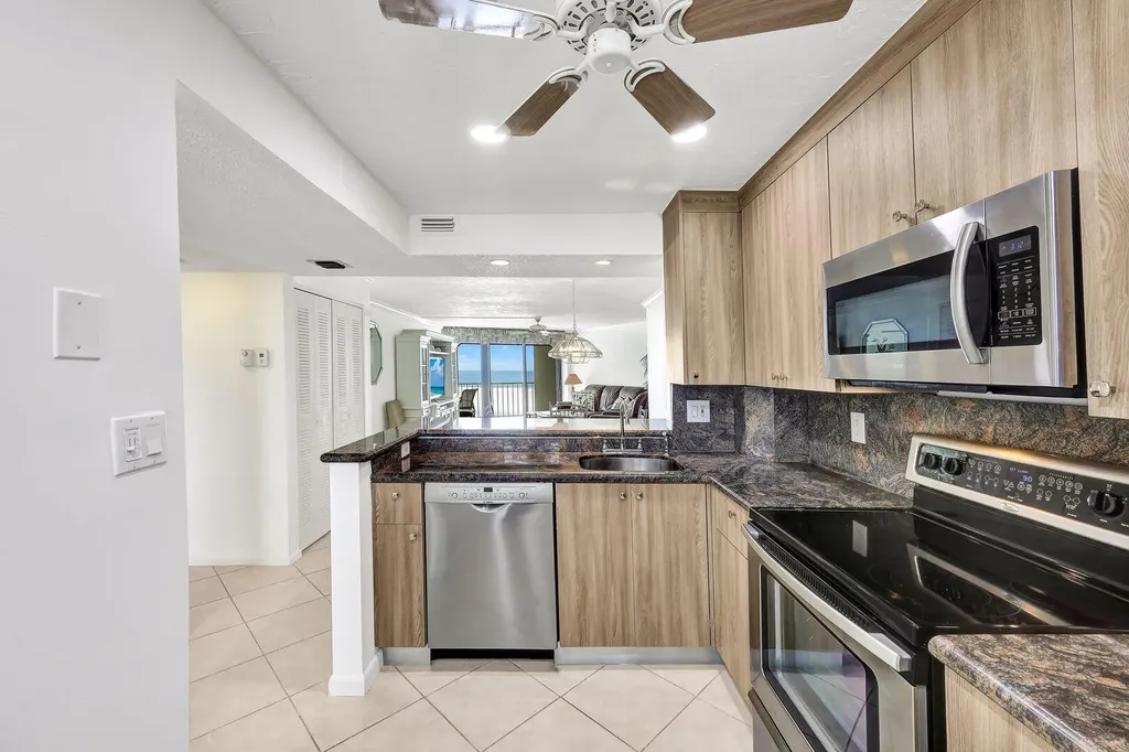 320 Seaview Marco Island FL 34145