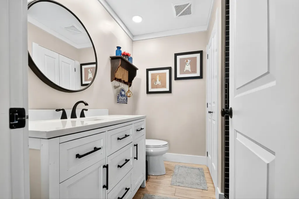 190 Tahiti Circle Naples FL 34113