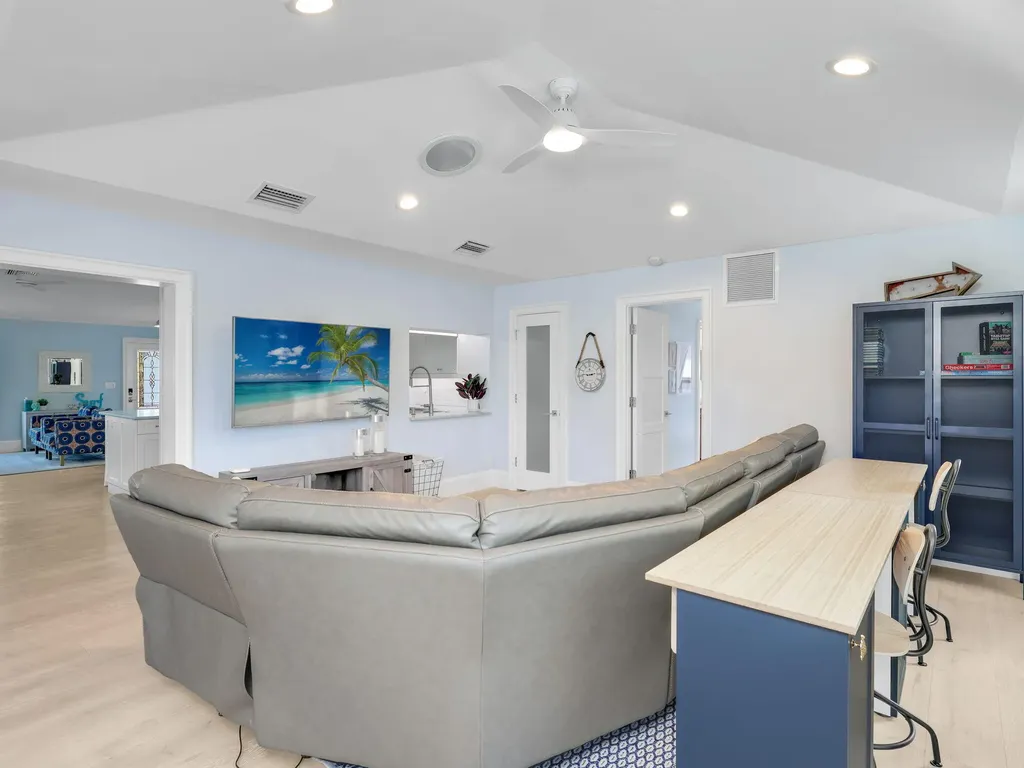 188 Columbus Way Marco Island FL 34145