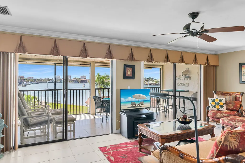 750 W Elkcam Circle Marco Island FL 34145