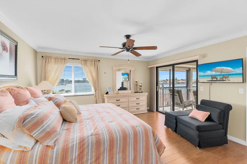 750 W Elkcam Circle Marco Island FL 34145