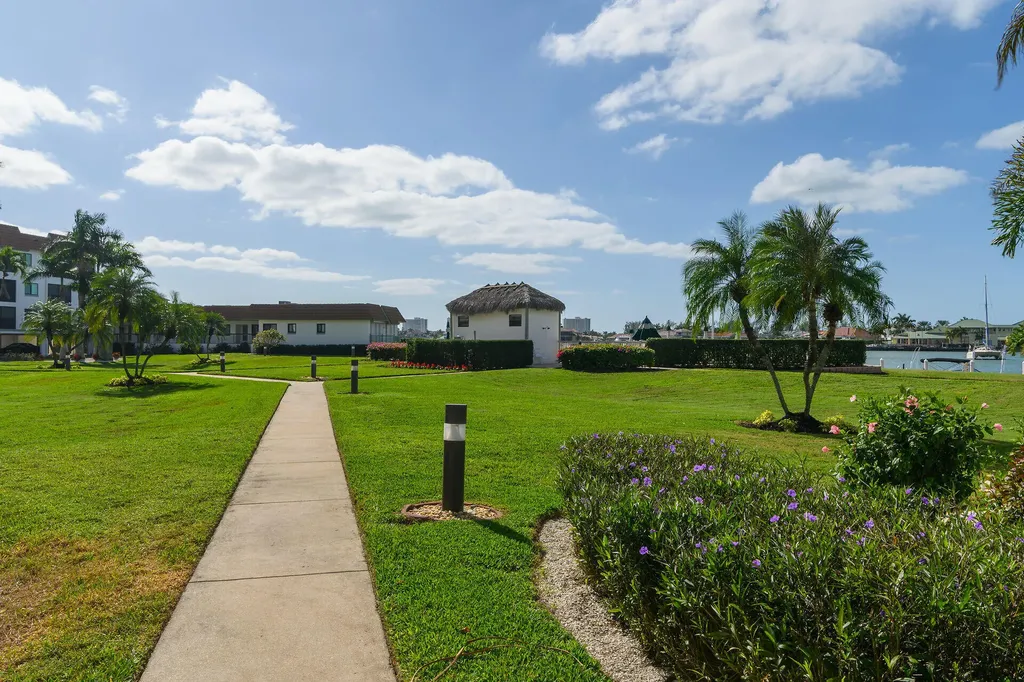 750 W Elkcam Circle Marco Island FL 34145