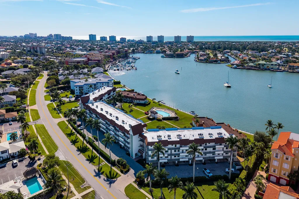 750 W Elkcam Circle Marco Island FL 34145