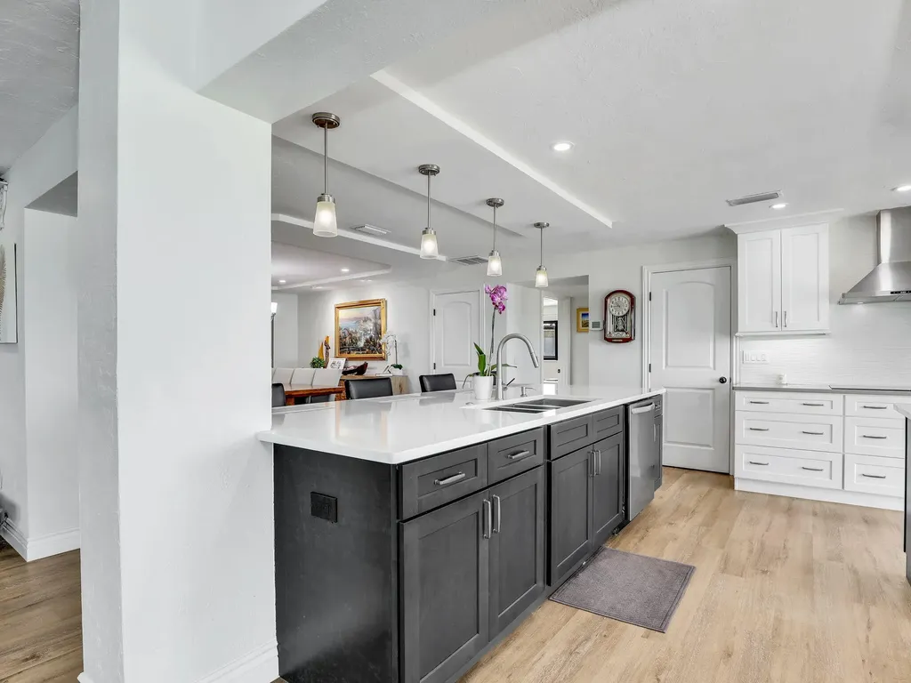 356 Nassau Court Marco Island FL 34145