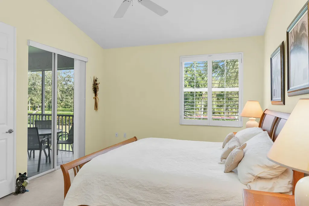 6858 Ascot Drive Naples FL 34113