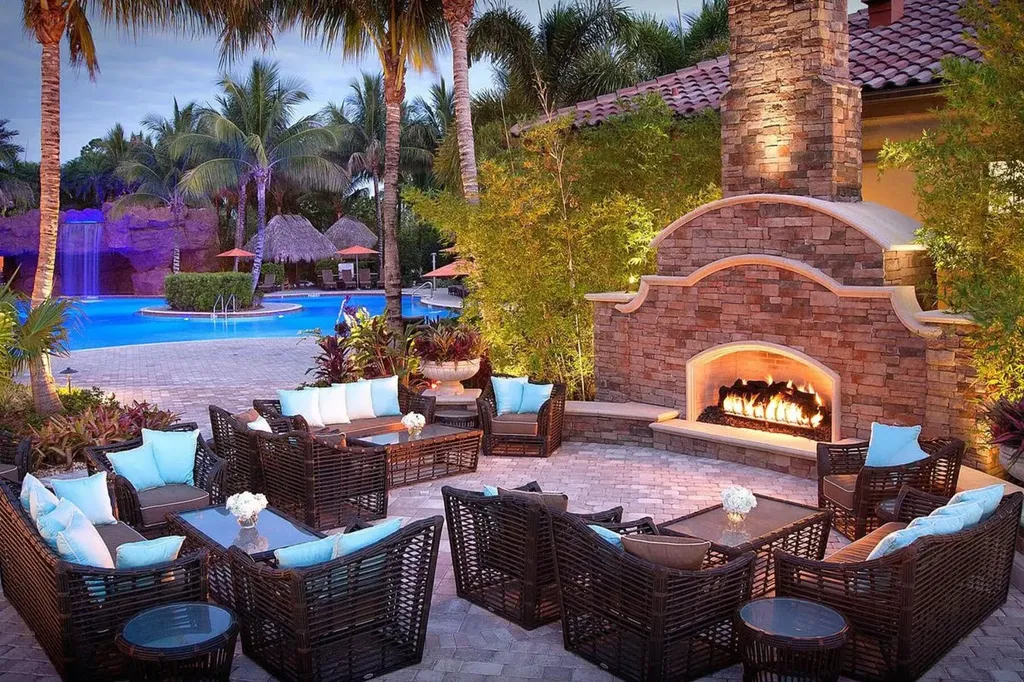 6858 Ascot Drive Naples FL 34113