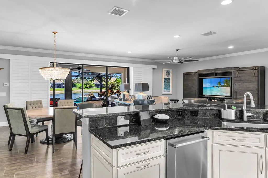 7072 Live Oak Drive Naples FL 34114