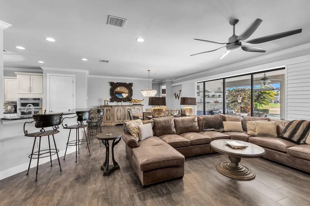 7072 Live Oak Drive Naples FL 34114