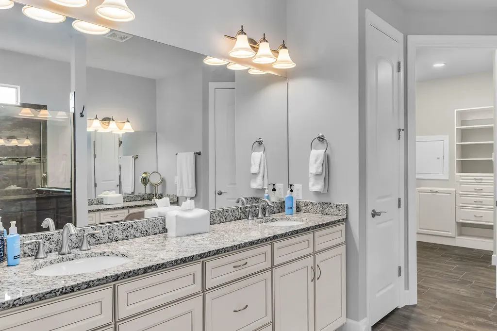 7072 Live Oak Drive Naples FL 34114