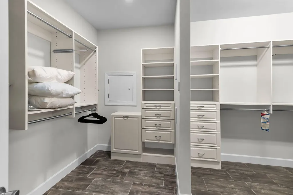 7072 Live Oak Drive Naples FL 34114