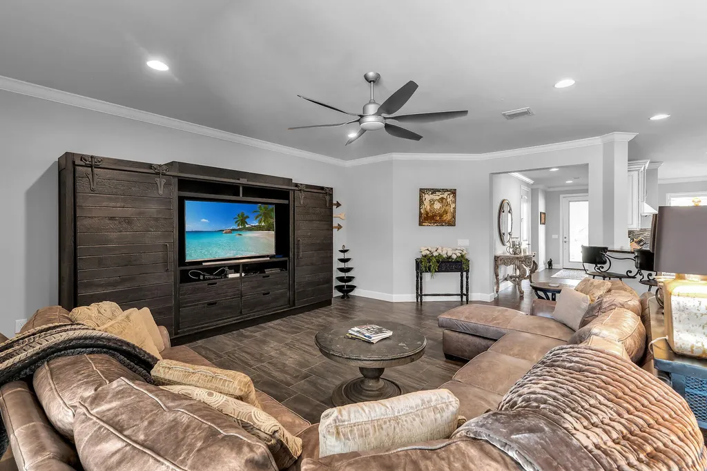 7072 Live Oak Drive Naples FL 34114