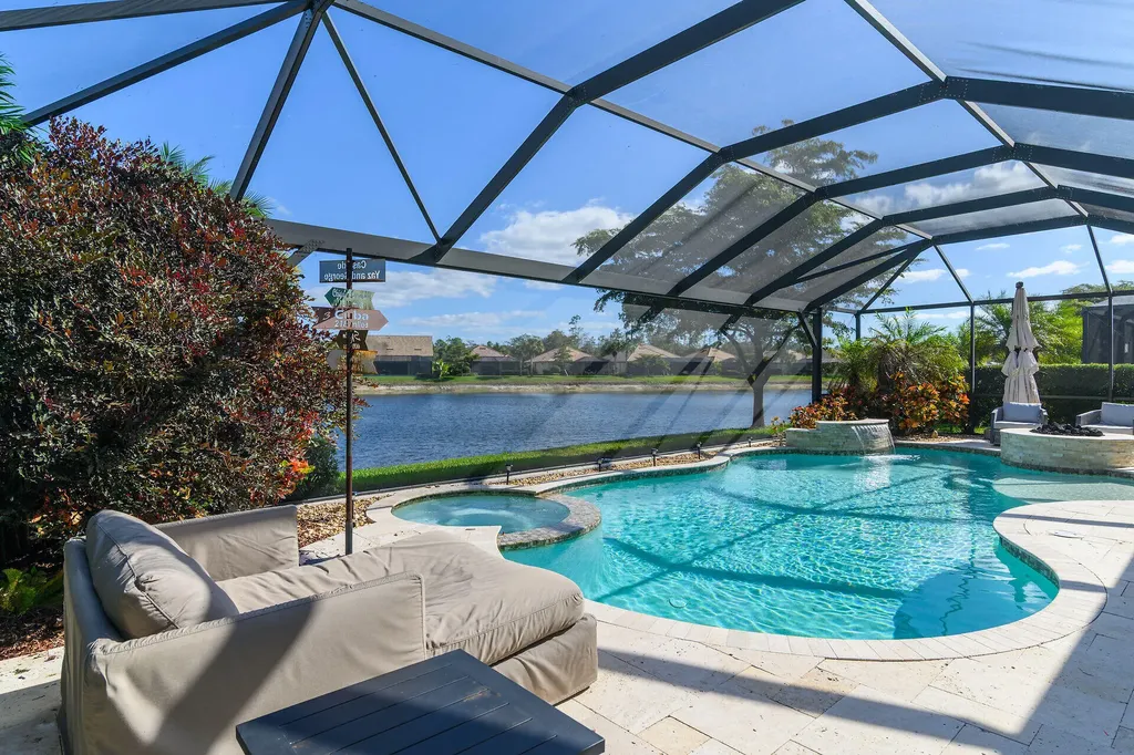 7072 Live Oak Drive Naples FL 34114