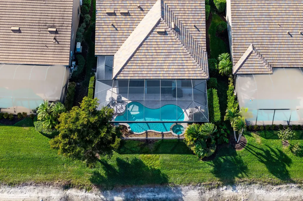 7072 Live Oak Drive Naples FL 34114