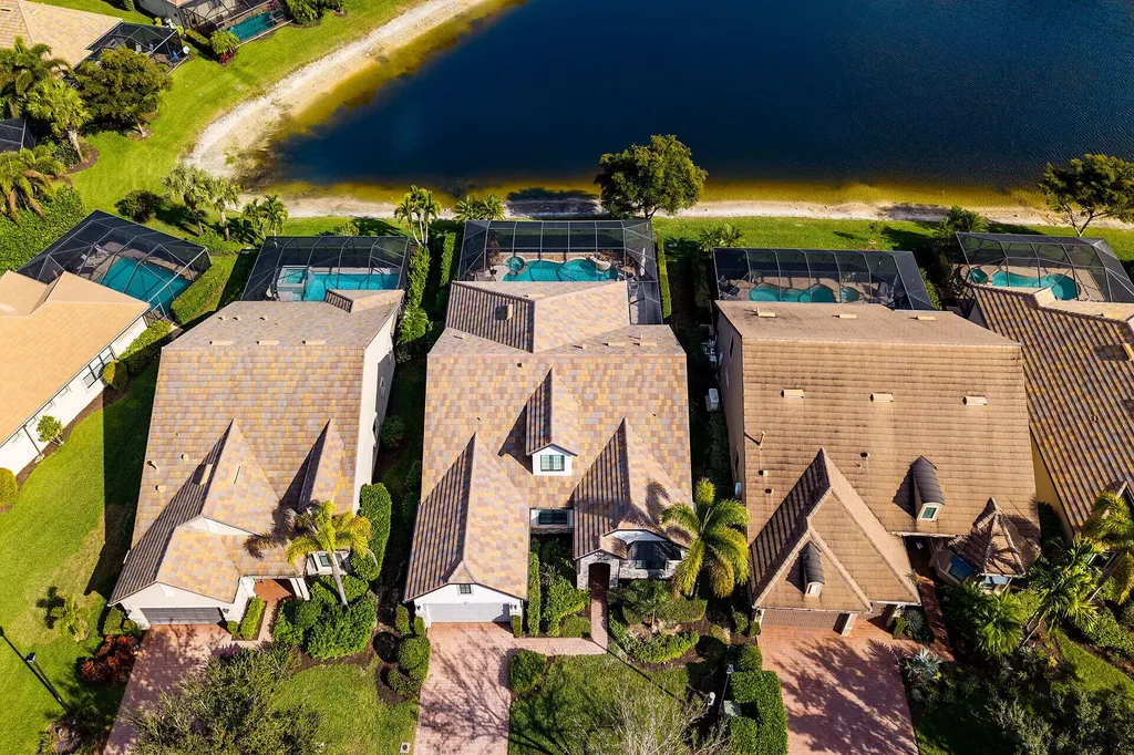 7072 Live Oak Drive Naples FL 34114