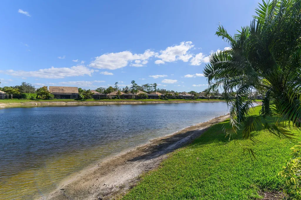 7072 Live Oak Drive Naples FL 34114