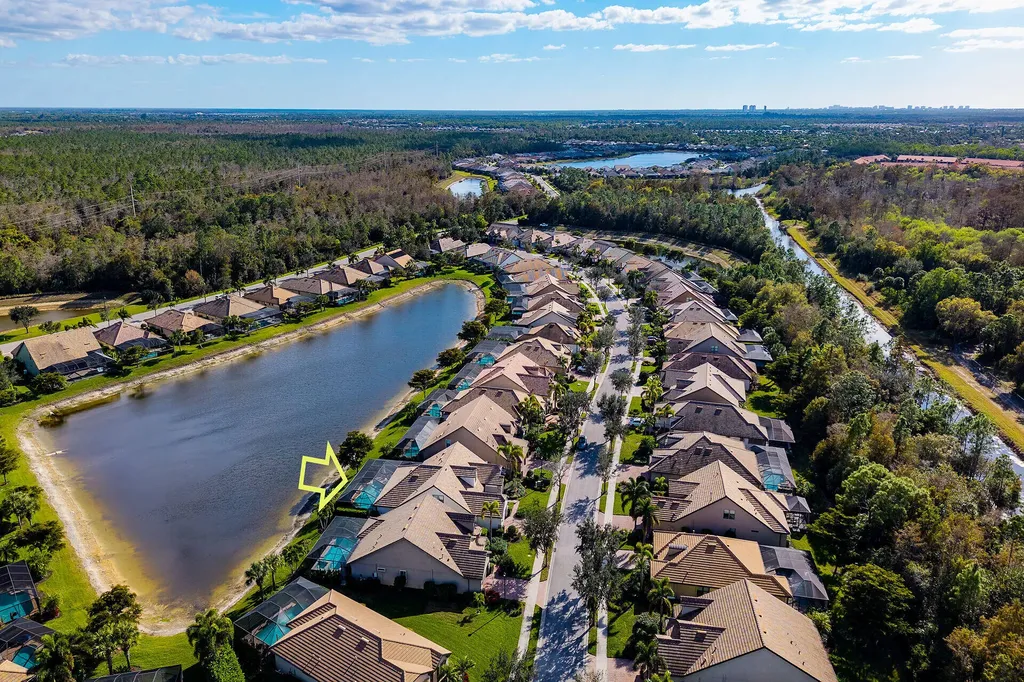 7072 Live Oak Drive Naples FL 34114