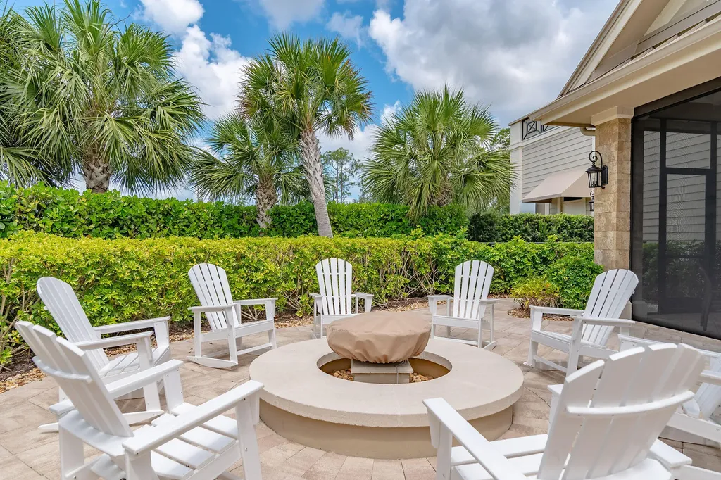 7072 Live Oak Drive Naples FL 34114