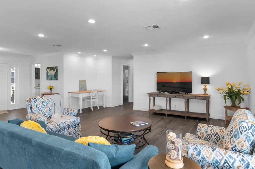 1020 Swallow Avenue Marco Island FL 34145