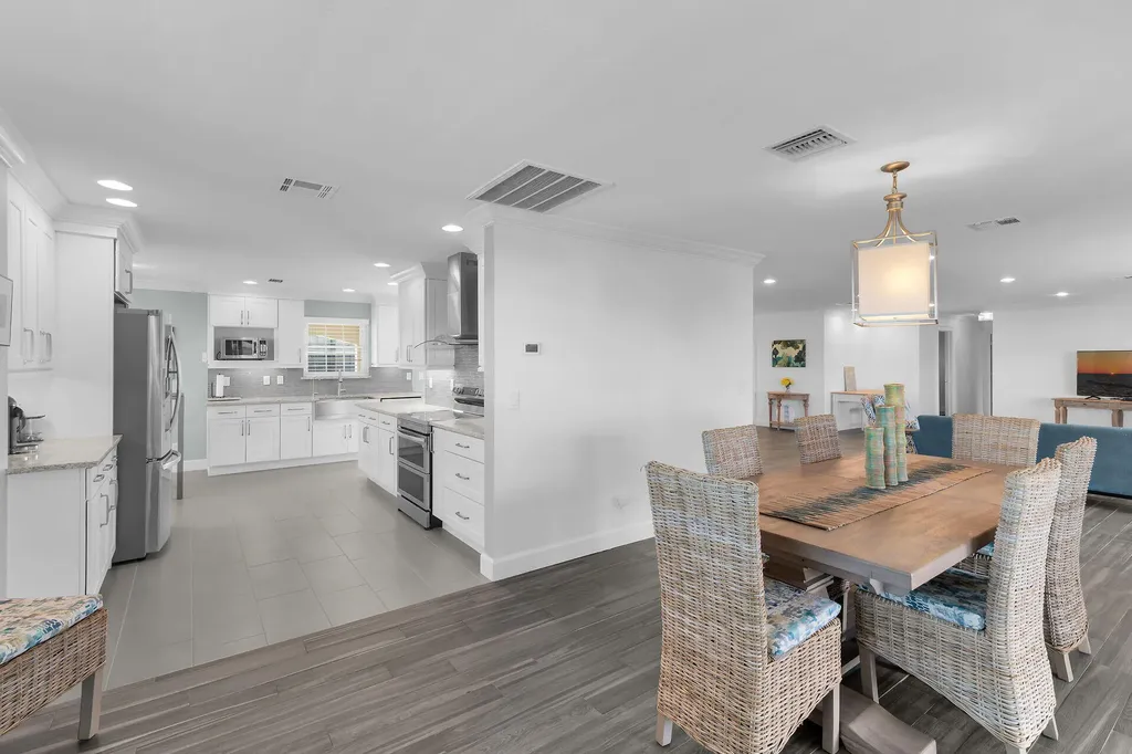 1020 Swallow Avenue Marco Island FL 34145