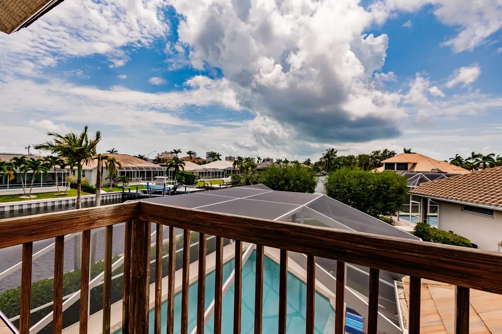 1045 Cottonwood Marco Island FL 34145