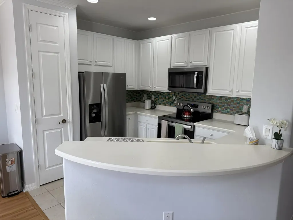 1379 E Artesia E Naples FL 34113