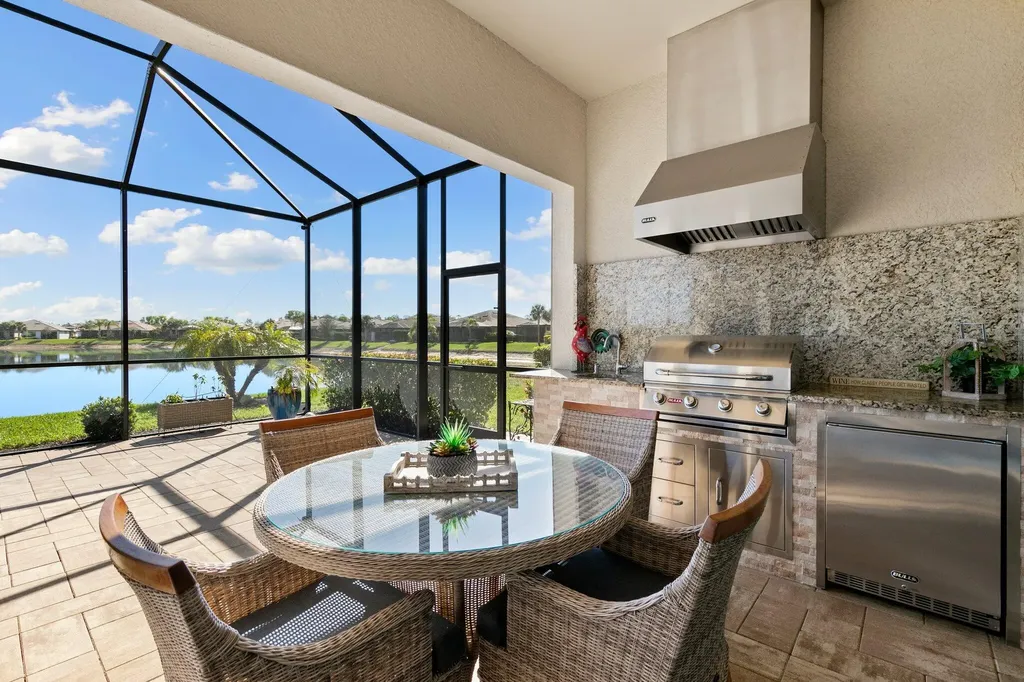 7679 Winding Cypress Drive Naples FL 34114