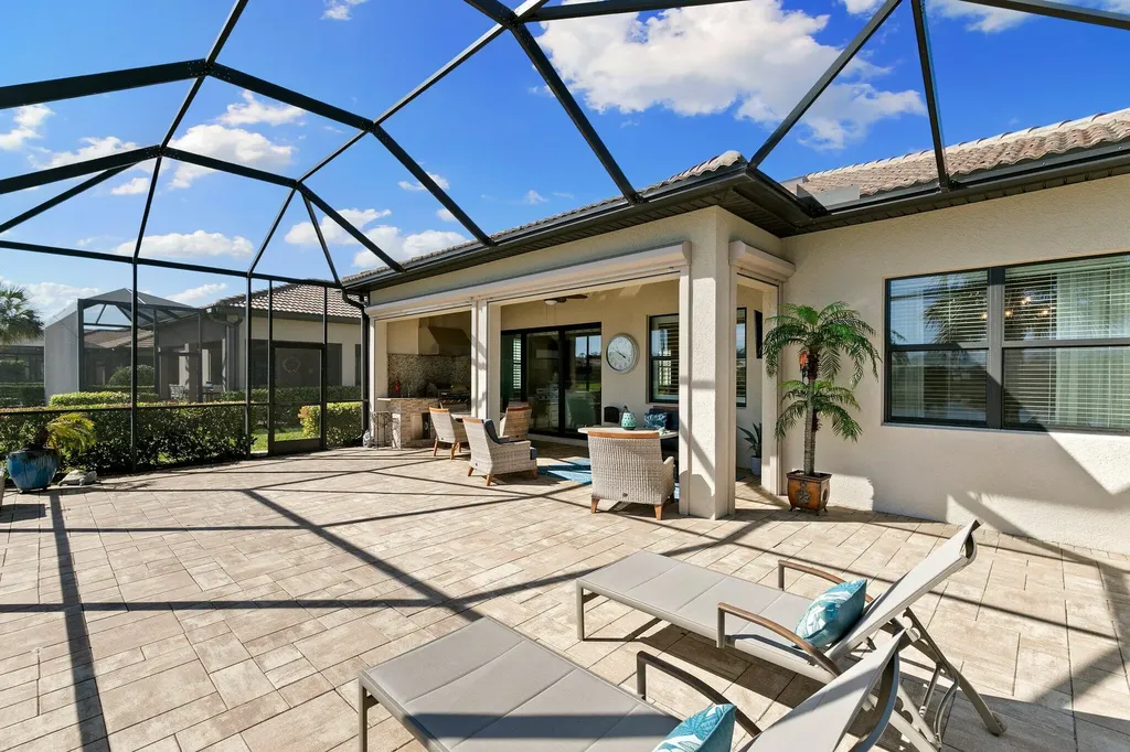 7679 Winding Cypress Drive Naples FL 34114