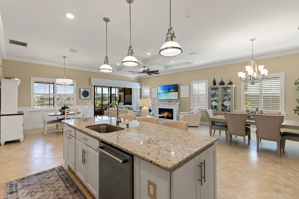 7679 Winding Cypress Drive Naples FL 34114